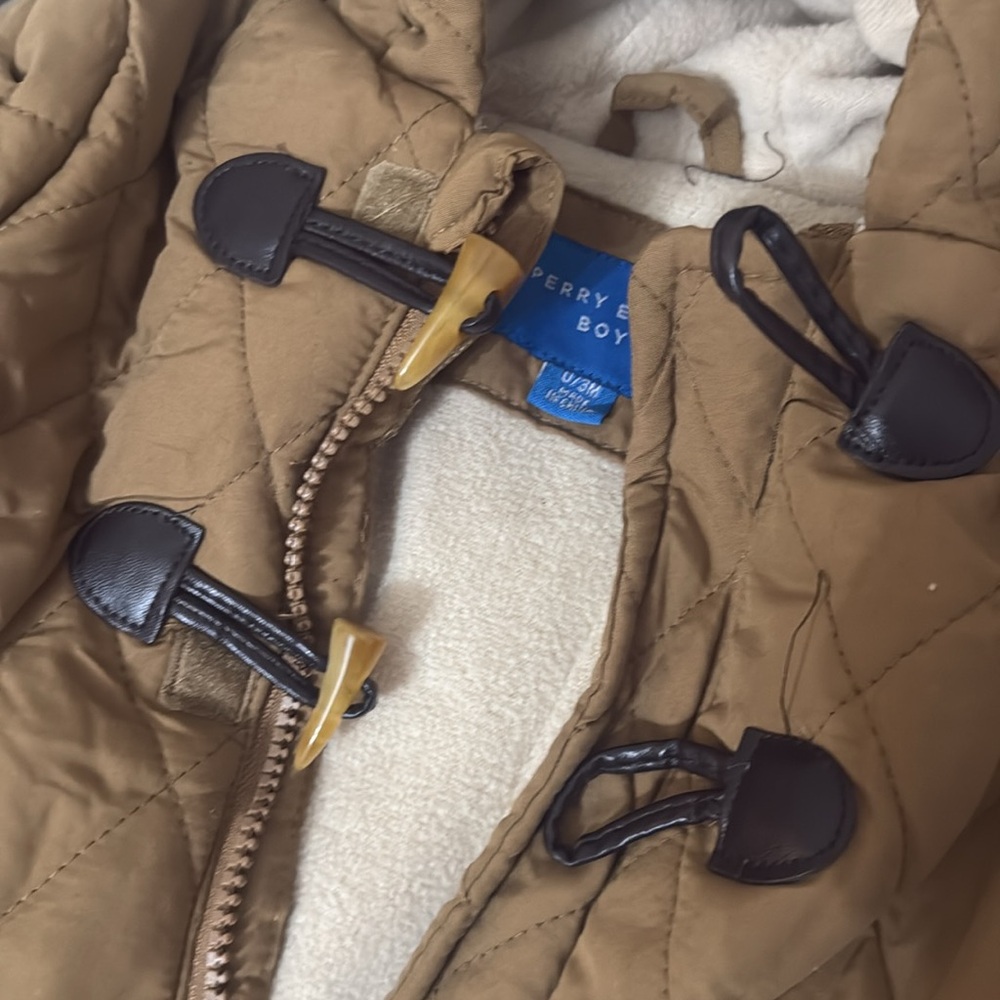 Perry Ellis snowsuit - Picture 2 of 2